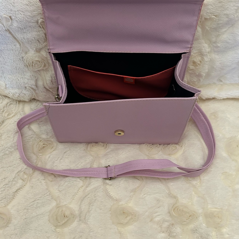 BAD BUNNY PURSE!, HOT! UN VERANO SIN TI, BRAND NEW, ONE OF A KIND! 💖 - Picture 5 of 5